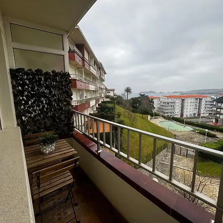 Con Vistas Al Mar Y Piscina * 수안세스